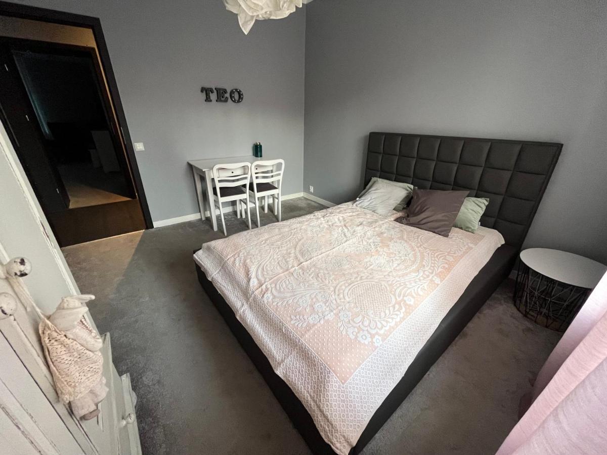 Luxury Apartaments Klimatyzacja 4 Радом Екстериор снимка